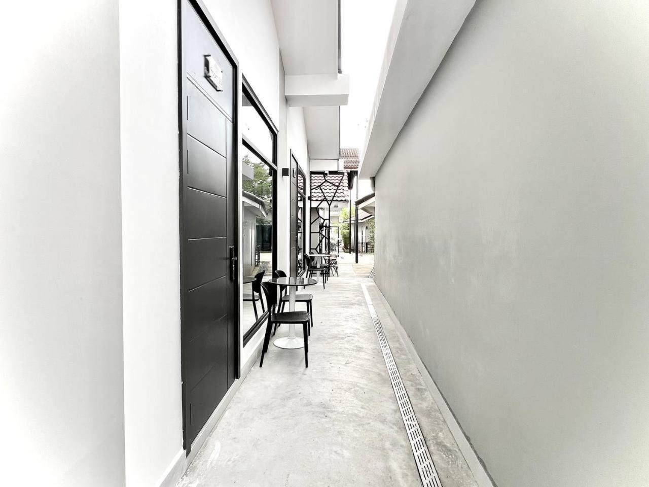 Sandy Clay Bungalows Sihanoukville Exterior foto